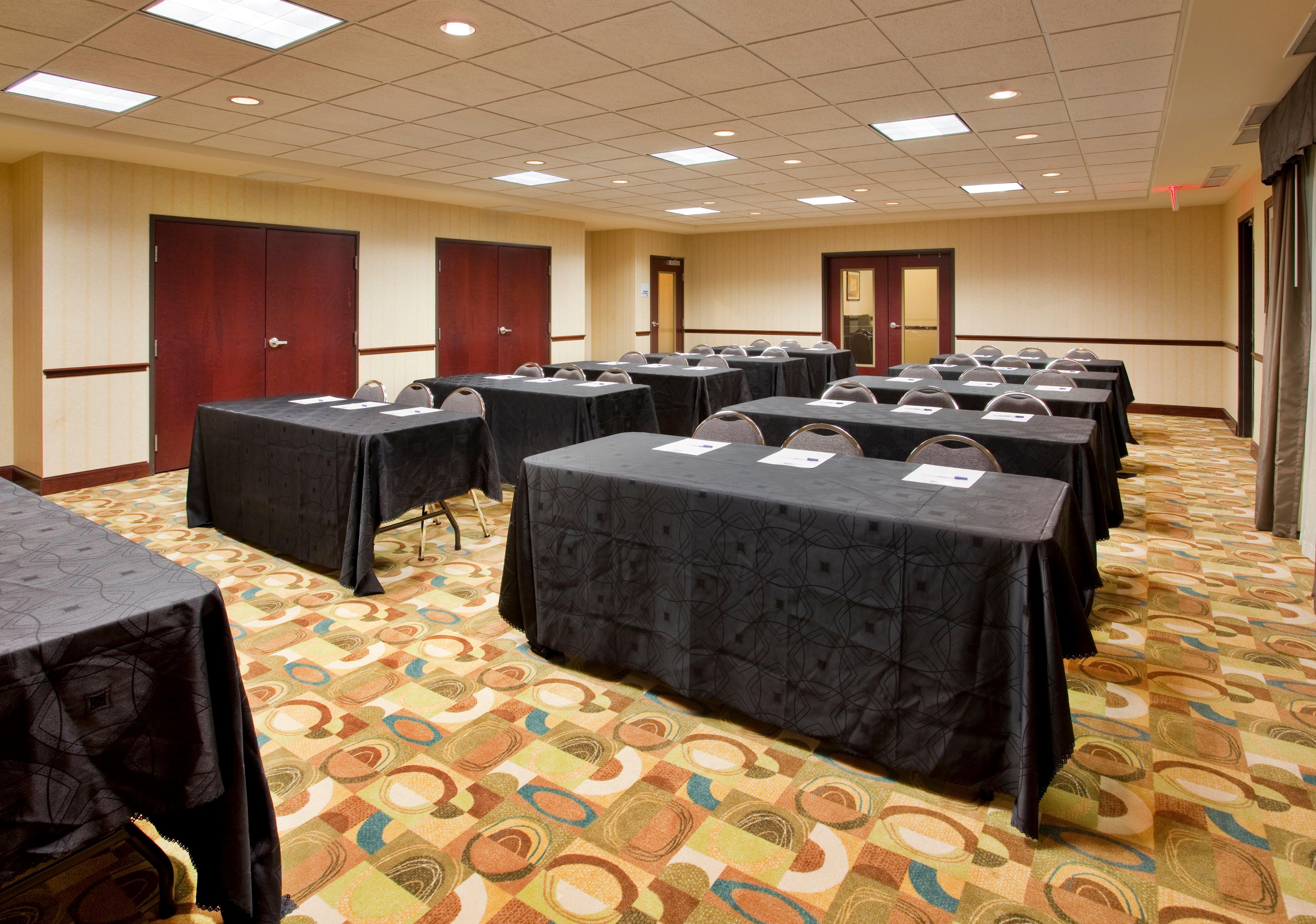 Holiday Inn Express Hotel & Suites Guthrie North Edmond, An Ihg Hotel Esterno foto